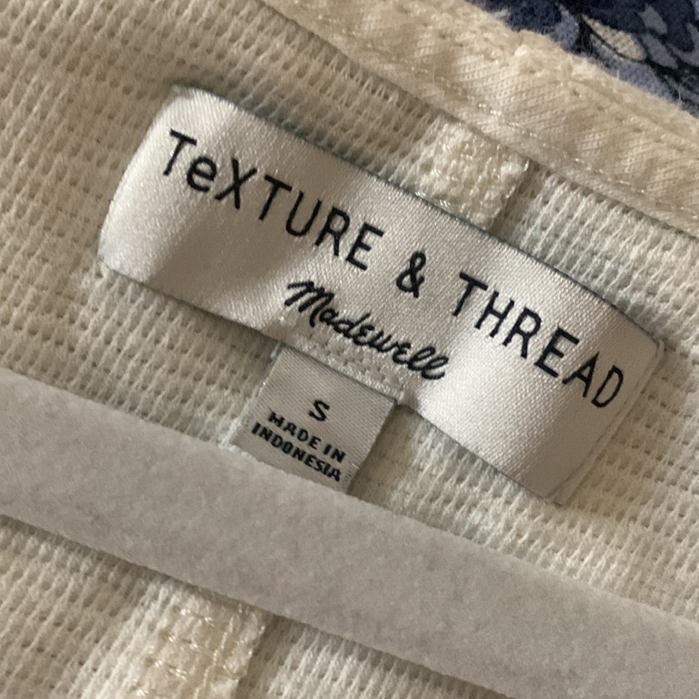 Texture & Thread Madewell Tank - Picture 2 of 2